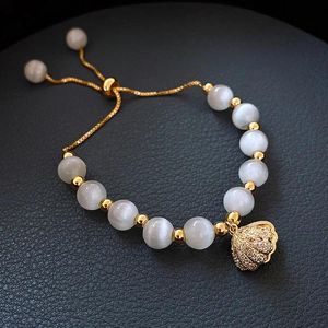 Bracelets de charme 2023 Arrivée élégante délicate zircon opale entendre la fleur perle gold bracelet bracelet bling bangs anniversaire cadeau