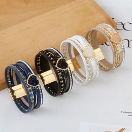 Bracelets de charme 2023 Dames Bijoux Amour Alliage Bracelet Pour Femmes Tissé À La Main En Cuir Aimant Fermoir Ensemble Strass Cadeau De Fête