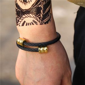 Bracelets de charme 2023 Hommes Bijoux de mode Tressé en acier inoxydable pour femme Mâle Bracelet Fermoir en métal Bracelet à la mode Bracelets