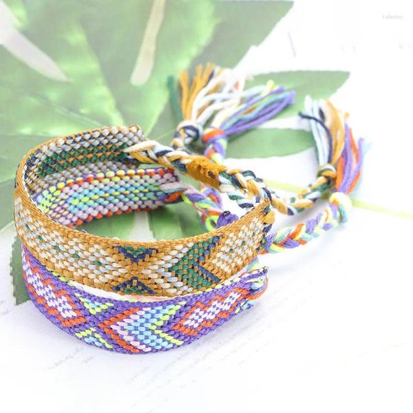 Bracelets de charme 2024 Amitié brodées braidées à la main Retro Boho Boho Corde réglable pour femme