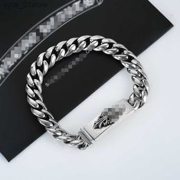 Bracelets de charme 2024 New Cross Mens and Womens Fashion Brand Domineering Personality Retro Hand Brand Thai Silver L46