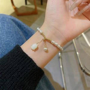 Bracelets de charme 2024 Style Tulipes Imitation Pearl Opal Flower Bangles pour femmes Sweet Casual Jewelry Accessories Party