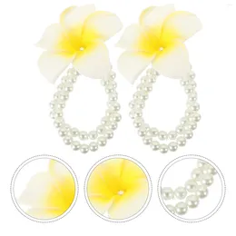 Bracelets de charme 2pcs Femmes hawaïennes Bracelet Fleur de Plumeria artificielle Fausse chaîne de perles
