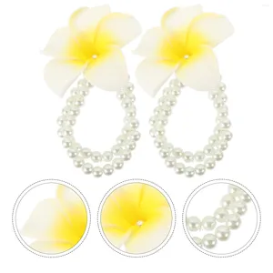 Bracelets de charme 2pcs Femmes hawaïennes Bracelet Fleur de Plumeria artificielle Fausse chaîne de perles