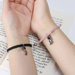Bracelets Charm 2pcs/set de moda astronauta Magnética Atraer pareja para mujeres Men Star Woven Rope Bracelet Friendship Jewelry