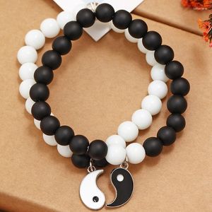 Bracelets de charme 2pcs / Set Tai Chi MagneticCouple perlé pour femmes hommes Distance noir blanc pierre naturelle jumelé bracelet amoureux bijoux