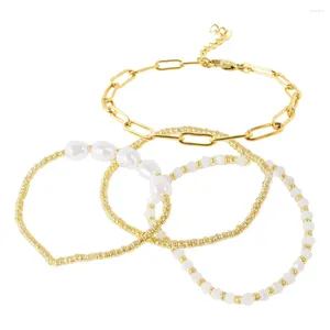 Bracelets de charme 4pcs Dainty Set Femmes Perles Bracelet Trendy Poignet Bijoux Mode