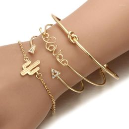 Bracelets de charme 4pcs / lot Simple Gold Women Bracelet Set Personomy Letter "Love" Bangles Cactus Notted triangle g￩om￩trique bijoux