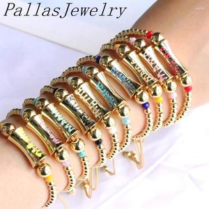 Bracelets de charme 5pcs Femmes Gift d'anniversaire Émail Maman Lettre de la lettre de 18K Color Gold Perles Charmes Bracelet ajusté Traité Fête des mères