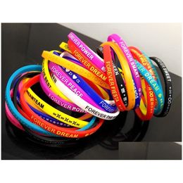 Bracelets de charme BK Lots 100pcs Top Design Colorf Sile Caoutchouc Sports Bracelets Hommes Femmes Jouets Bracelets Anniversaire Noël Drop Deliv Dhgarden Dh8Wl