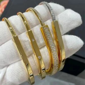 Bracelets porte-bonheur marque femmes bijoux de luxe Bracelet classique géométrique Zircon serrure or Rose cadeau d'anniversaire 231218
