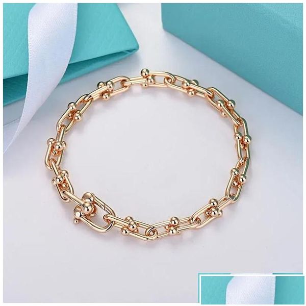 Braceletas Charm Pulseras de encanto de 18k Gold Doble Pulsera para mujeres Luxury Esigner Ol Style Bangle Fiest Jewelry Drop d Dhw67