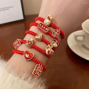 Bedelarmbanden Chinese stijl Fortune Red Rope Braid Bracelet Good Luck Hanger Vrouw Retro Jaarhand