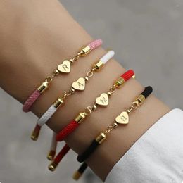 Bracelets de charme Classic A-Z Heart Initial Letter Bracelet Femmes Simpel Corde colorée réglable pour cadeau de bijoux