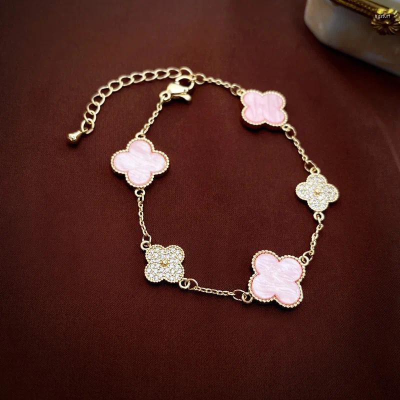 Charm Bracelets Classic Style Fritillary Zircon Four-Leaf Flower Bracelet Real Gold Plating Fashion Ornament Women