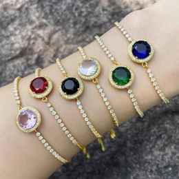 Bracelets de charme Chaîne de tennis en cristal clair pour femmes Cuivre Plaqué or Disque rond Bijoux en gros Amis Cadeaux Brtg10