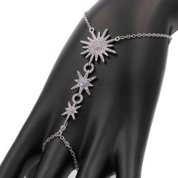Bracelets de charme Créatif soleil fleur lien chaîne Bracelet connecté bague de doigt Bracelet bracelets pour femme lié main Zircon bijoux cadeaux 2024227