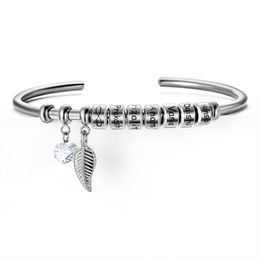 Charm Armbanden Aangepaste Namen Armband voor Vrouwen met 12 Kleuren Geboortesteen Bohemen Leaf Bangles Gepersonaliseerde RVS Open Manchet Geschenken 230808