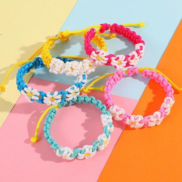 Bracelets porte-bonheur mignon fleur Bracelet pour filles amitié à la main enfants accessoires bijoux en gros 2023 tendance couleur corde