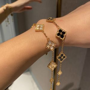 Bracelets de charme DEARLIFE Italie bracelet trèfle plaqué or brossé fleur de nacre blanche bijoux de luxe léger cadeau de l'année 230215