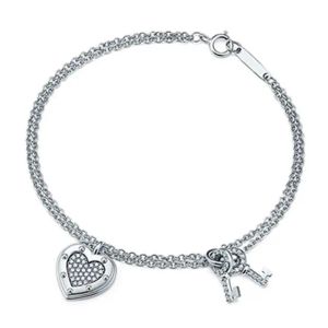 Bedelarmbanden Designer armband 100% 925 sterling zilver Klassieke sleutel hart armband cadeau Prachtige bruiloft damesarmband sieraden cadeau N016 MEH6