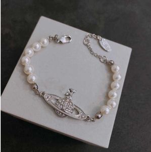 Bracelets de charme Designer Lettre Vivian Sautoirs De Luxe Femmes Bijoux De Mode En Métal Perle Bracelet cjeweler Westwood Mouvement courant 990ess5555