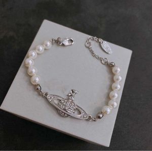 Bracelets de charme Designer Lettre Vivian Sautoirs De Luxe Femmes Bijoux De Mode En Métal Perle Bracelet cjeweler Westwood Mouvement actuel YT1008
