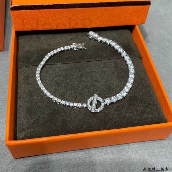 Bracelets de charme Designer carré diamant Q en forme de barre horizontale de traction de traction de sonnerie de conception bracelet niche tempérament bracelet polyvalent bracelet de luxe accessoires