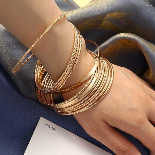 Bracelets de charme élégant vintage gold couleur croix bohème des mains de tempérament bijoux coréens bracelets bracelets