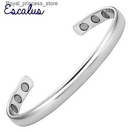 Bedelarmbanden Escalus Mode Zuiver Koper Magnetische Armband Geschikt voor Vrouwen en Gezonde Mannen Zilveren Bedel Ronde Nieuwe Armband Q240321
