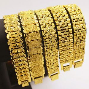 Bedelarmbanden Europese valuta gouden sieraden agressieve heren brede armband op lange termijn Fadeless Copper Coped Vietnam Sand 230816