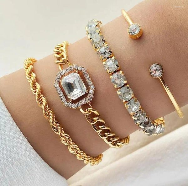 Pulseras de encanto exageradas Punk Fried Mase Twists Inlay Rhinestone Four Set para Girl Women Gifts Fashion Jewelry