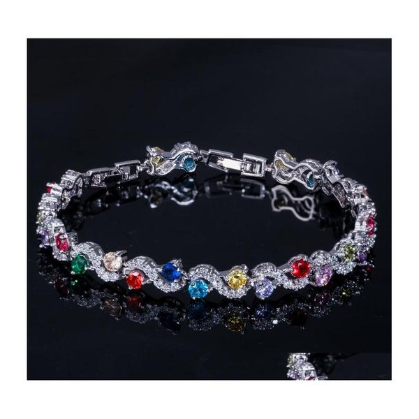 Pulseras con dijes Exquisita joyería para mujer Pulsera redonda Suiza AAA Cubic Zirconia Rojo Blanco Verde Rubí 18K Chapado en oro Sier Bra Dhi5S