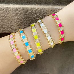 Bracelets porte-bonheur EYIKA luxe Punk carré multicolore émail pavé Zircon Rivet Bracelet pour femme plaqué or mode Hip Hop Jewe