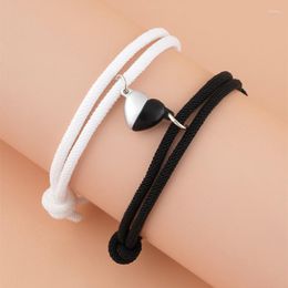 Bracelets porte-bonheur mode noir et blanc coeur tressé corde Couple Bracelet magnétique Attraction forme réglable amitié bijoux