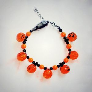 Pulseras con dijes Moda Halloween Led Calabaza Colgante Pulsera Carnaval Niño Niña Joyería Brillante Accesorios de regalo