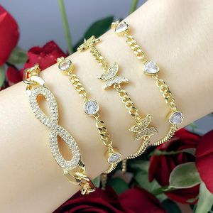 Pulseras con dijes FLOLA cadena de eslabones curvos de oro mariposa para mujer pulsera de corazón CZ Zirconia cúbica regalos de joyería al por mayor Brtc74