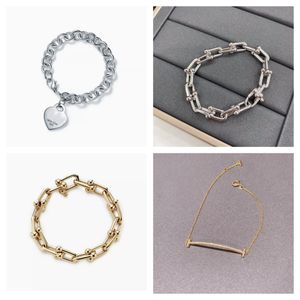 Bedelarmbanden voor tienermeisjes Vrouwen Brief Hart Armband Verjaardag Verjaardag Moederdag Kerst Valentijnsdag Cadeaus voor haar moeder dochter vriend zus