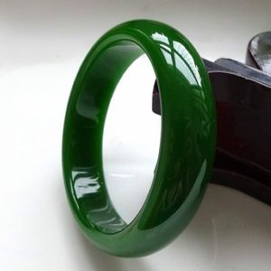 Charmarmbanden Echte natuurlijke groene Jade Bangle Jasper Bracelet Fashion charme sieraden accessoires handgesneden amulet geschenken voor vrouwelijke mannen 230412