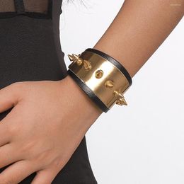 Bracelets porte-bonheur gothique métal Cool PU géométrique main bijoux cuir Rivets couleur bosse Punk rétro mâle femme Bracelet tendance