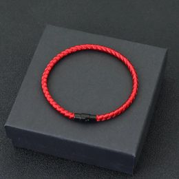 Bracelets de charme Grade A Bracelet de corde de quille hommes Femme chanceux fil rouge Braclet attirer Mirco Magentic Couple Braslet richesse prospérité Brazalete 231025