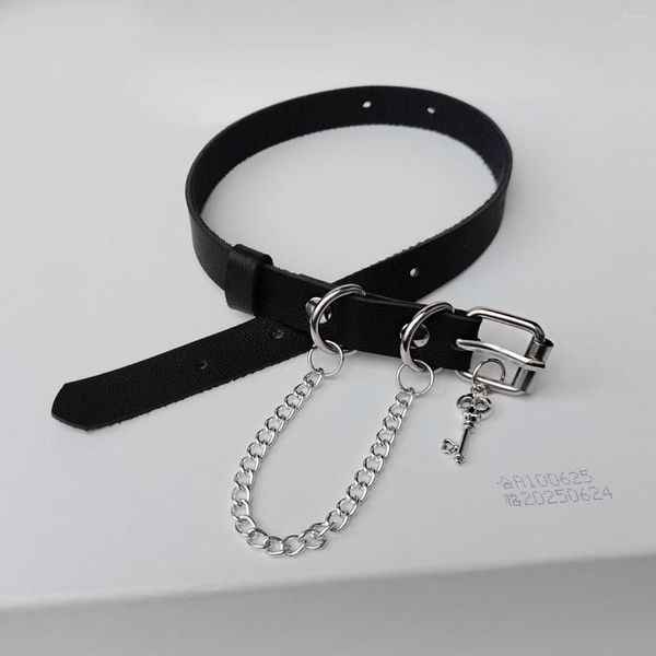 Pulseras con dijes Grunge Gótico Punk Millenium Subcultura Pulsera de calavera de cuero para mujeres Y2K 2000s Accesorios de moda negros oscuros únicos