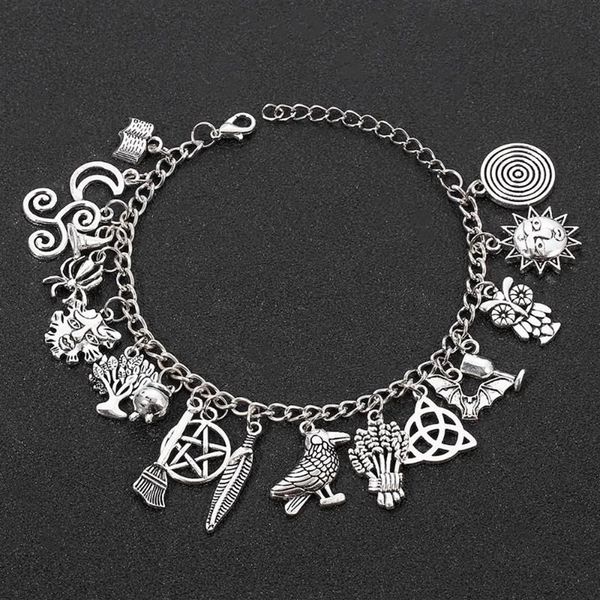 Bracelets de charme Halloween Bracelet riche pendentif étoile lune horreur araignée balai magique Punk noël bijoux pour femmes 245g