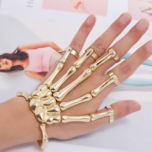 Charm Armbanden Halloween Cosplay Armband Voor Vrouwen Punk Overdrijven Metalen Verbinden Vingers Ghost Hand Skeleton Sieraden Sets Trending
