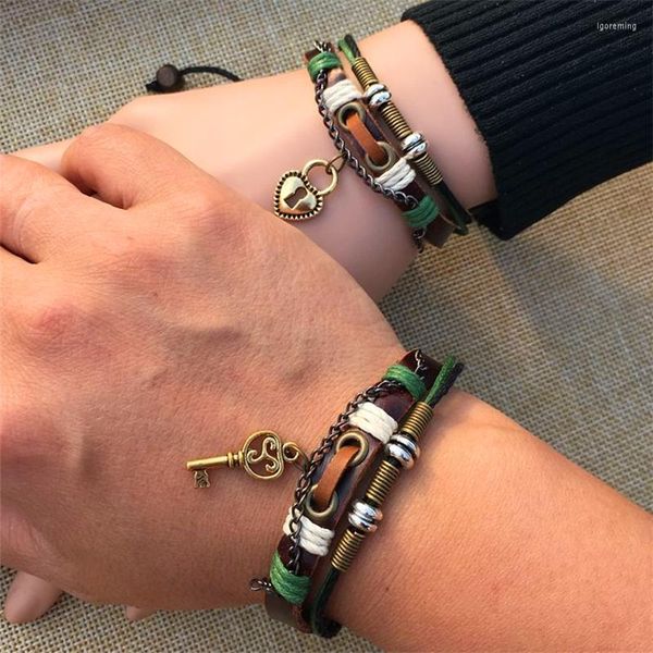 Pulseras de encanto Pulsera de cuero tejida a mano 1 par de hombres Mujeres Estudiantes Amantes retro Joyería Llave de llave Accesorios de metal