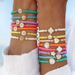 Bracelets de charme HERLOOK 4mm Heishi Bracelets pour femme pile coquille coeur marguerite surfeur Bracelet Boho vinyle disque perles Pulseras bijoux d'été