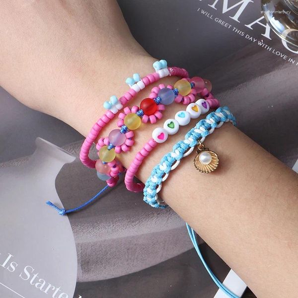 Pulseras de encanto HI MAN 4 PCS / Set Azul Rosa Flor de ensueño Con cuentas Shell Pearl Pulsera Mujer Regalos Bohemio Conjunto hecho a mano al por mayor