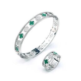 Bedelarmbanden Holle mannen armbanden vergulde diamanten ringen klavertje vier groen acryl vrouwen bangl kralen zirkoon staal brede armband voor