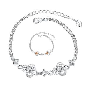 Charm Armbanden Korea Kleine Klavertje Dame Armband Vrouwen Lucky Chain Witte Zirkoon Sier Plated Sieraden Groothandel