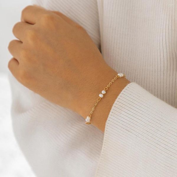 Bracelets de charme Lacteo minimaliste bracelet de perles d'eau douce pour femmes bijoux couleur or mince chaîne en métal bracelet fête femme cadeau de mariage